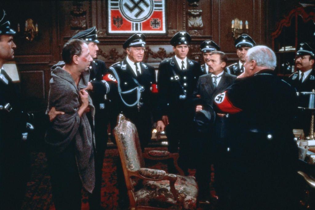 Кадры из Быть или не быть (1983)