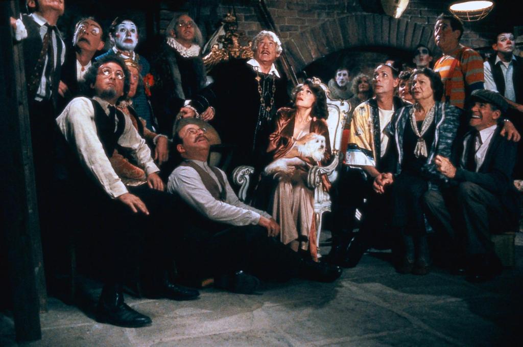 Кадры из Быть или не быть (1983)