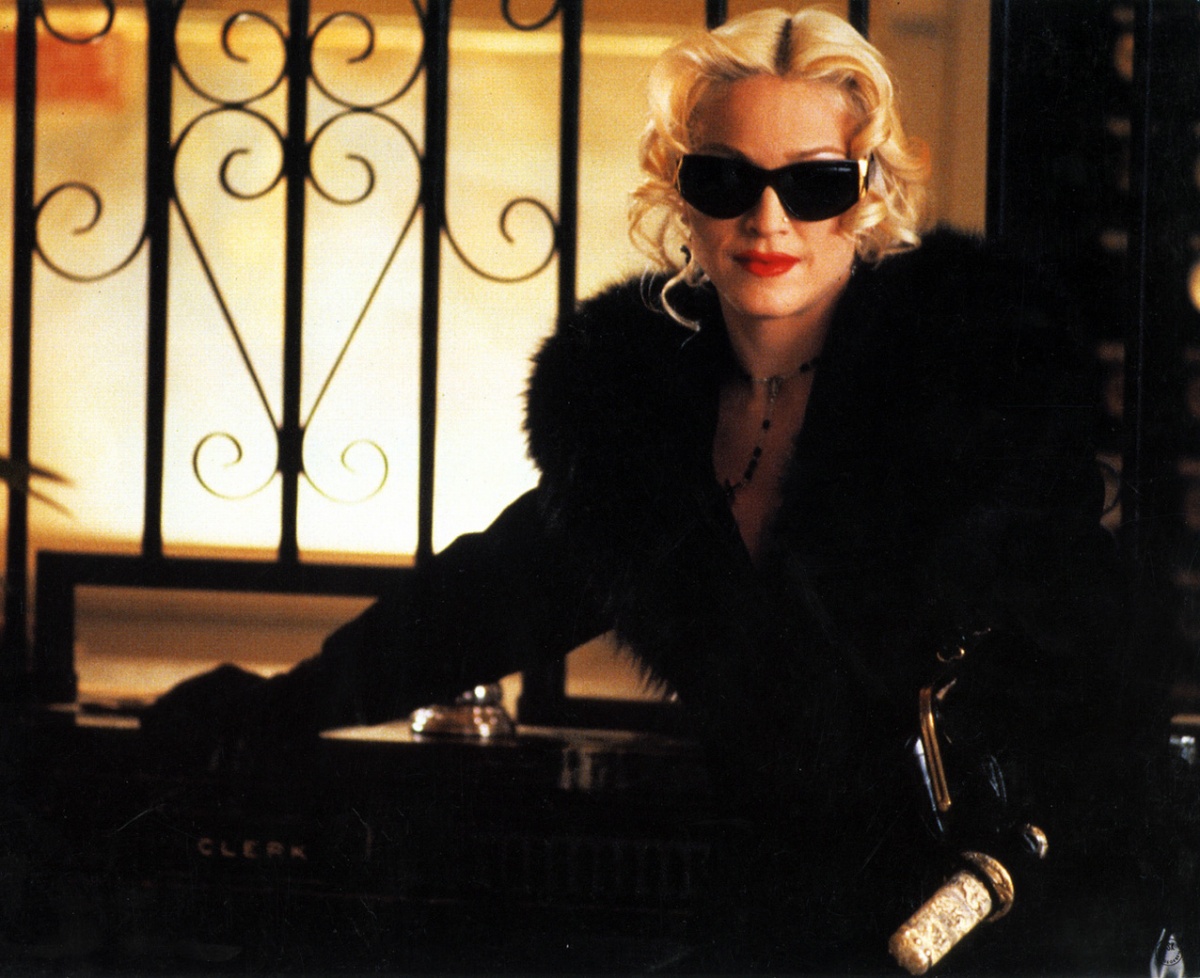 Кадры из Четыре комнаты (1995)