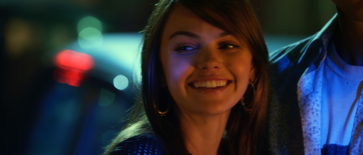 Молодые сердца (2012)