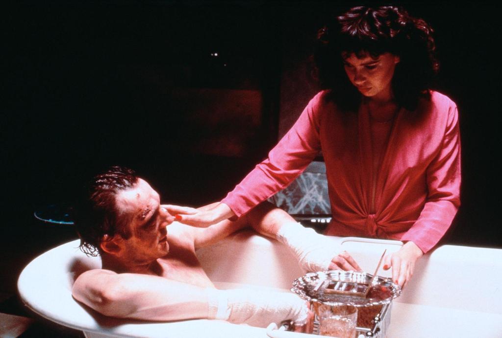 Переступая черту (1990)