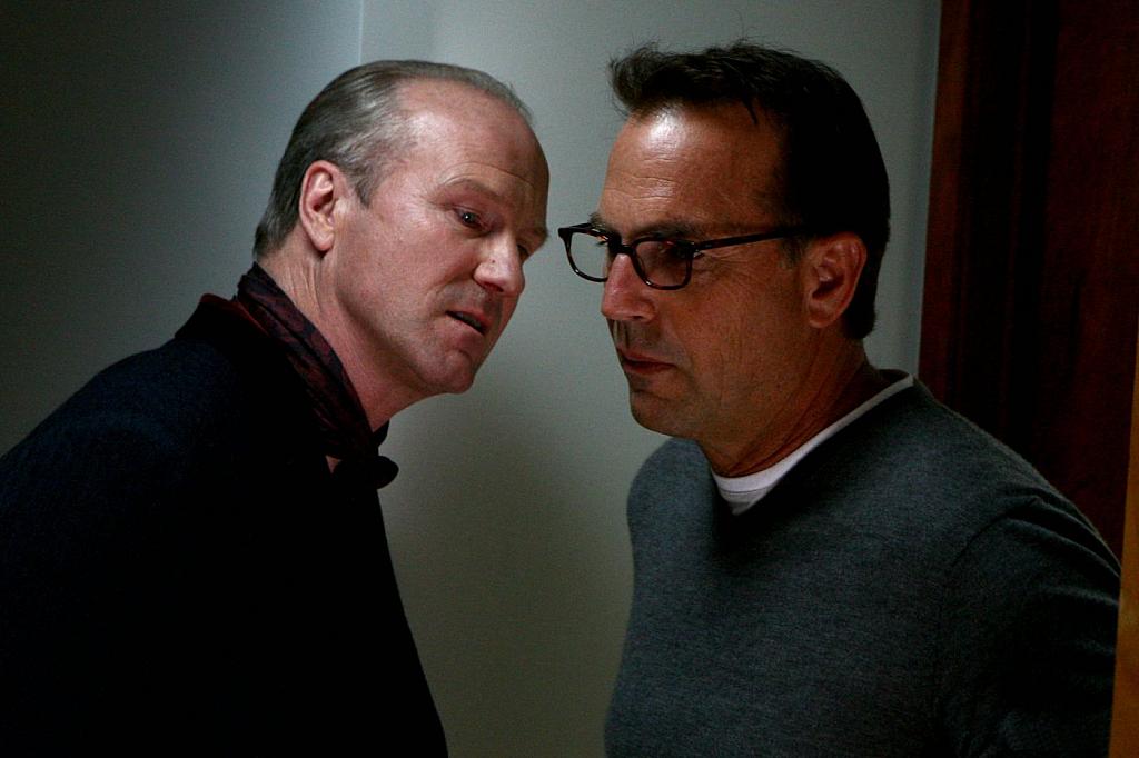 Кадры из Кто Вы, Мистер Брукс? (2007)