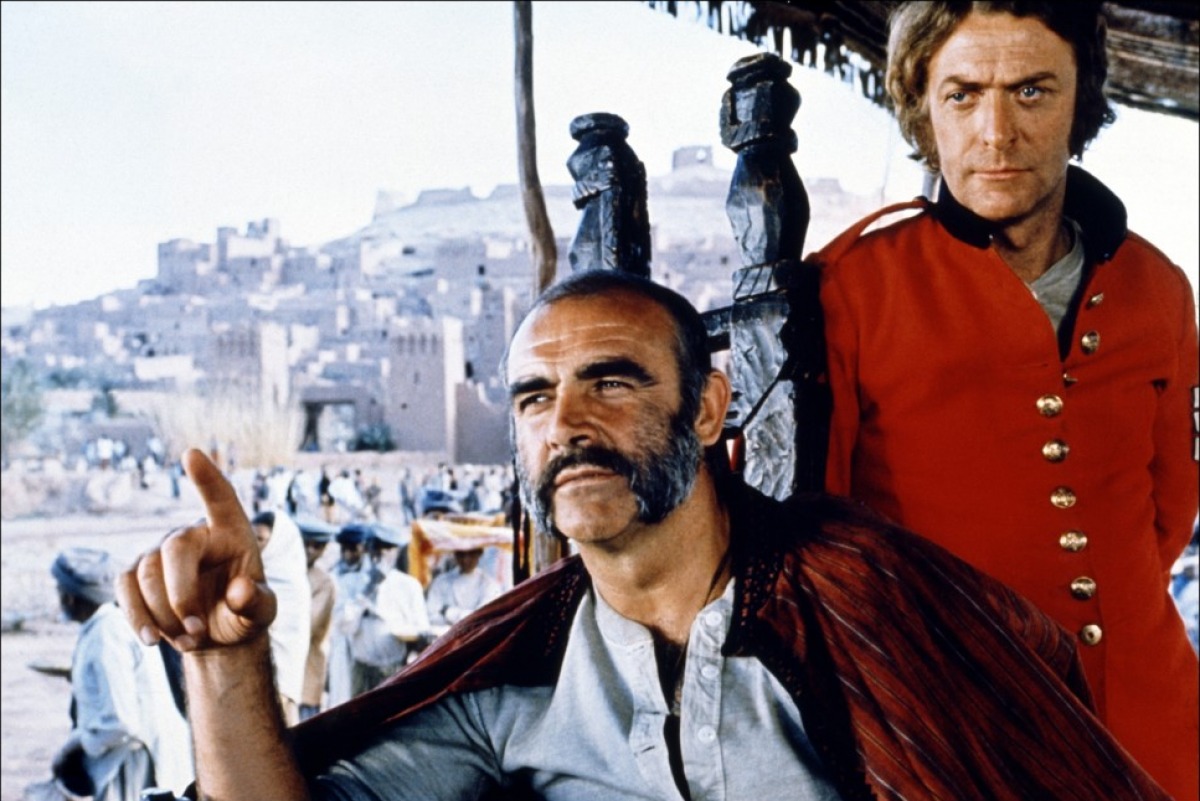 Кадры из Человек, который хотел быть королем (1975)