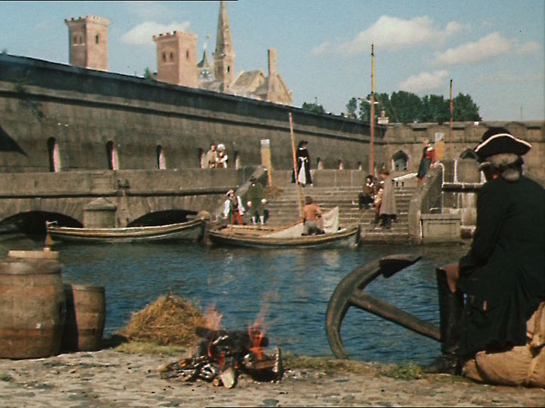 Кадры из Остров сокровищ (1982)