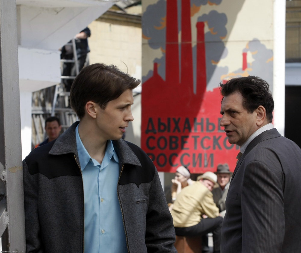 Кадры из Однажды в Ростове (2012)