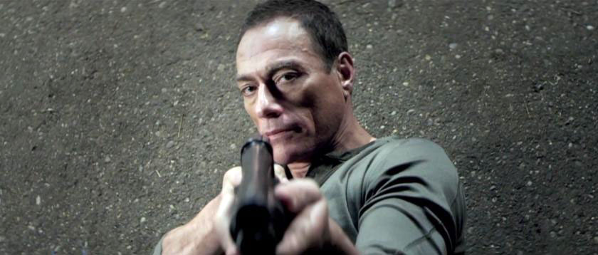 Кадры из Вторжение извне (2012)