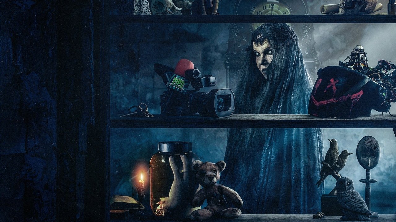 Кадры из Время вышло / Отмеченное время (2023)