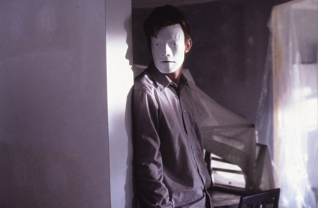 Кадры из Вышибала (2000)