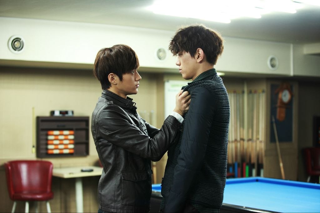 Кадры из Заткнись и играй! (2012)