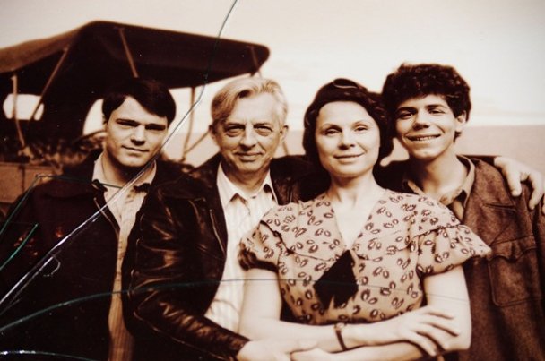 Всё началось в Харбине (2013)