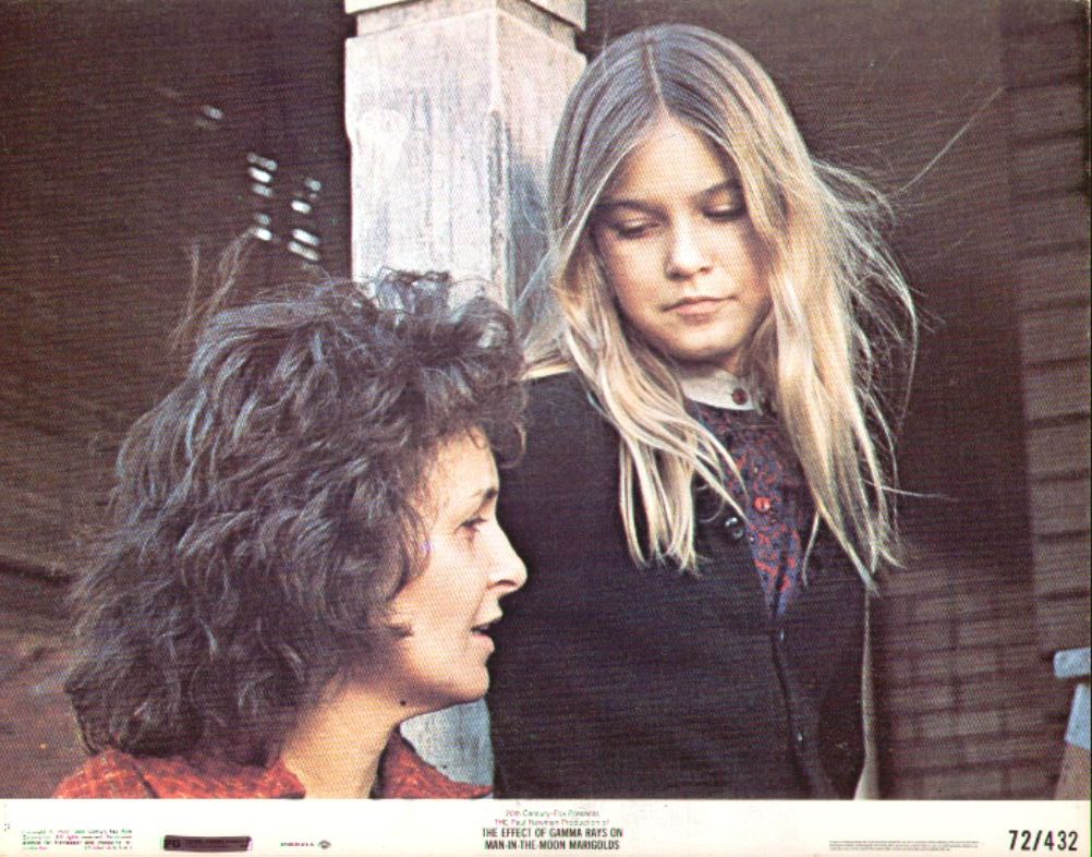 Кадры из Влияние гамма-лучей на бледно-желтые ноготки (1972)