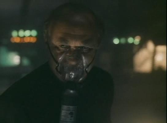 Кадры из Спасательный челнок (1993)