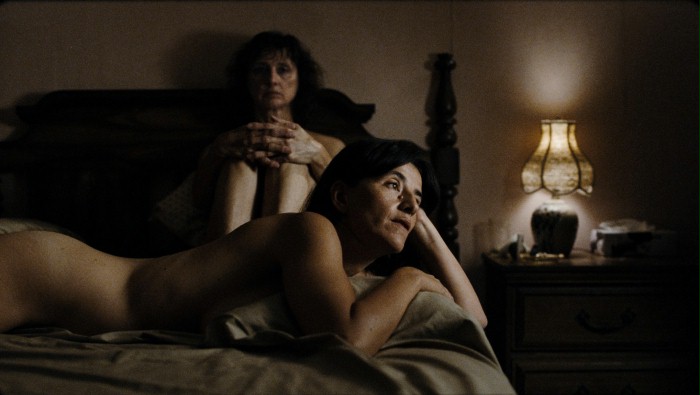 Кадры из Вик и Фло увидели медведя (2013)