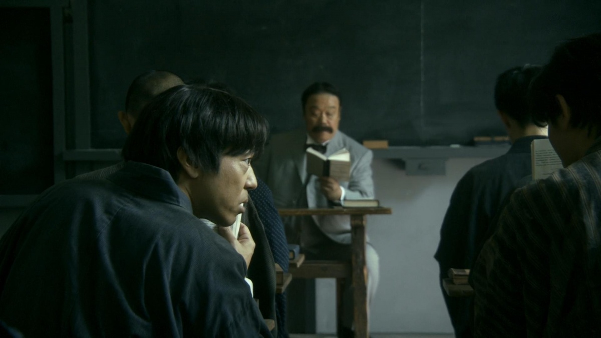 Кадры из Тучи над холмами (2009)