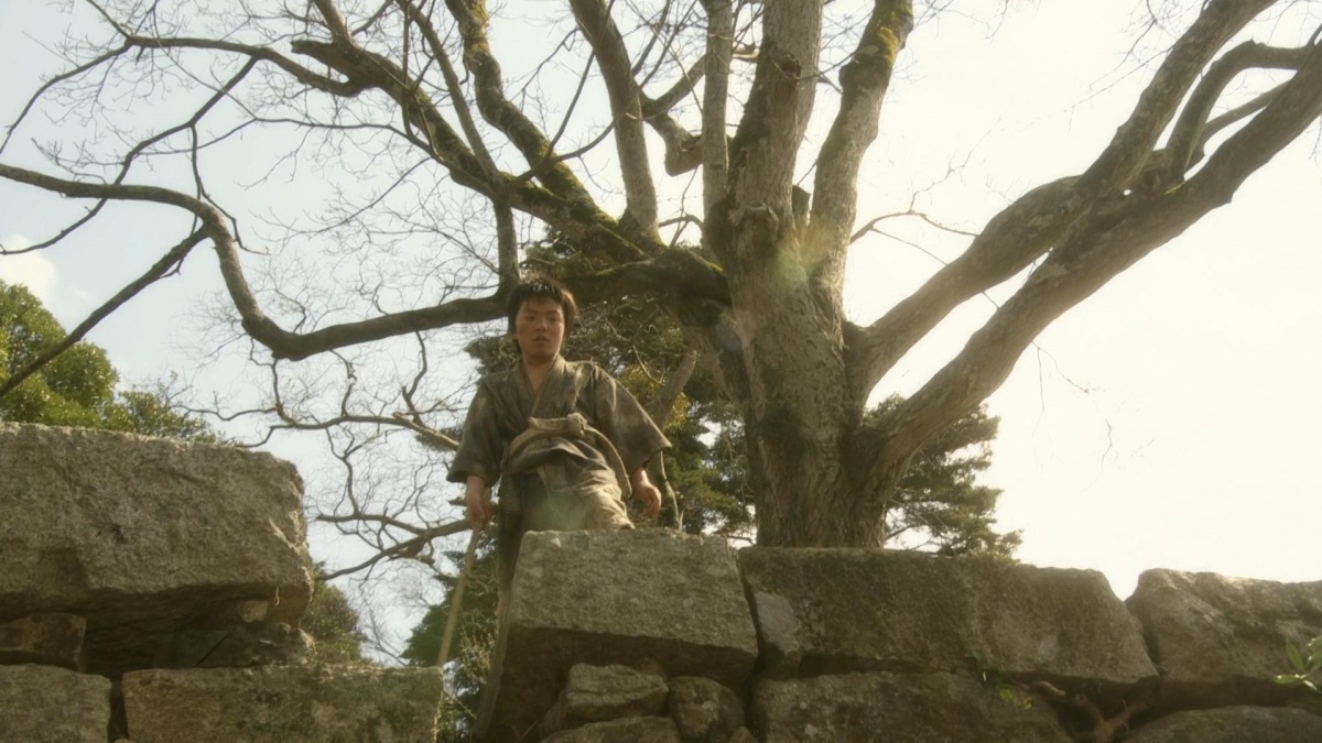 Кадры из Тучи над холмами (2009)