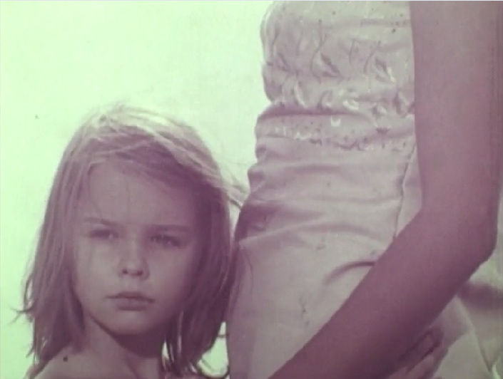 Кадры из Входящая в море (1965)