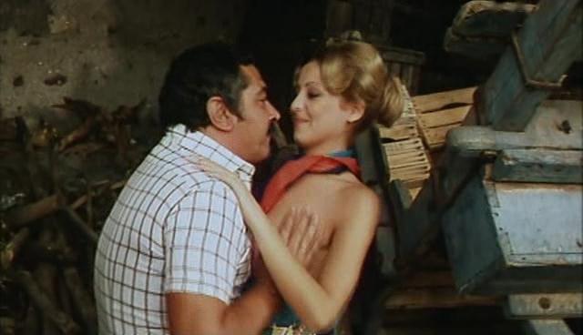 Кадры из Жена-девственница (1975)