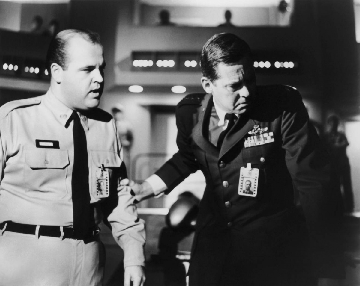 Кадры из Система безопасности (1964)