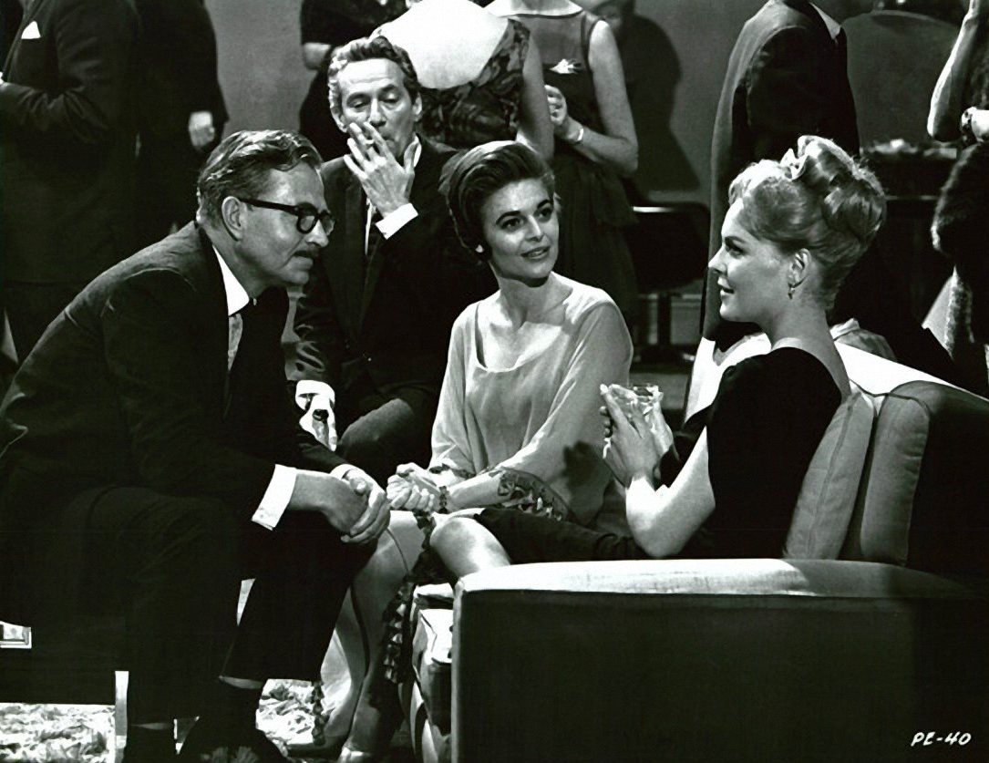 Кадры из Пожиратель тыкв (1964)