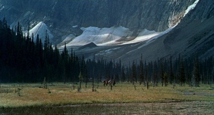 Кадры из Далекий край (1954)