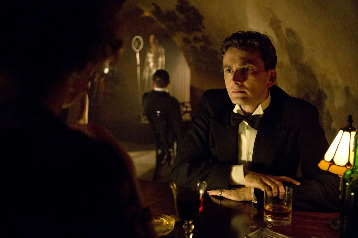 Кадры из Шпионы Варшавы (2013)