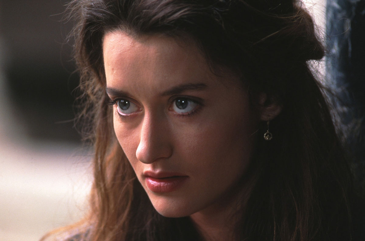 Кадры из Собственность дьявола (1997)