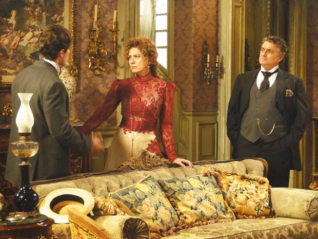 Кадры из Бок о бок (2012)