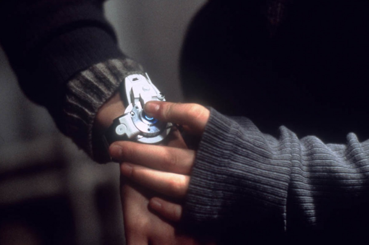 Кадры из Пришелец из будущего (2002)