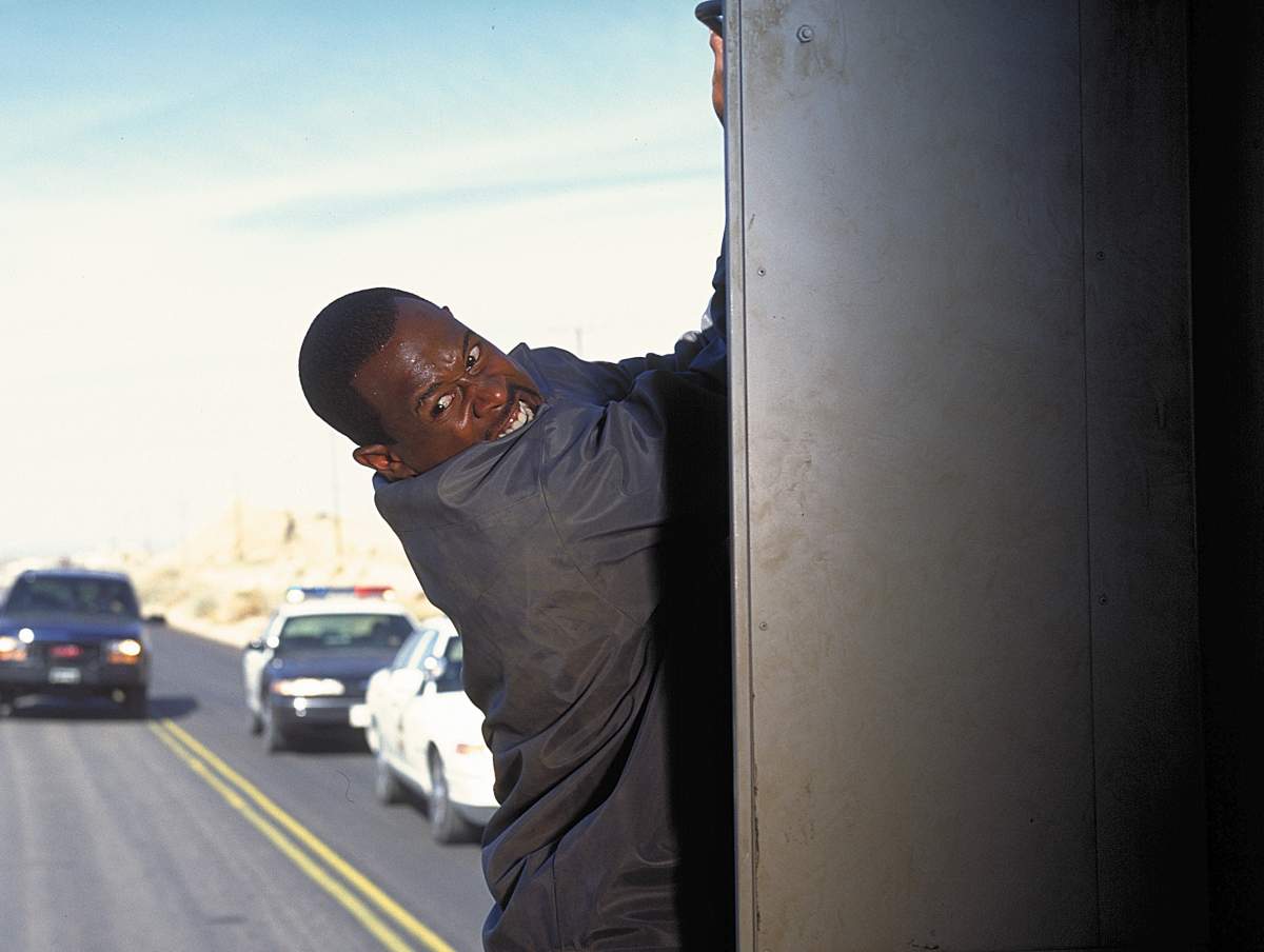 Кадры из Бриллиантовый полицейский (1999)