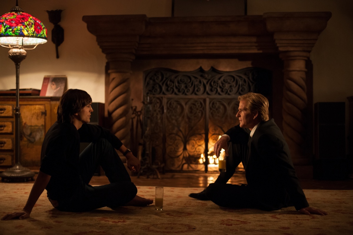 Кадры из Джобс: Империя соблазна (2013)