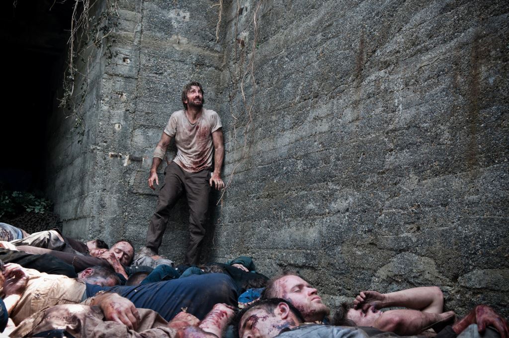 Кадры из Открытая могила (2013)