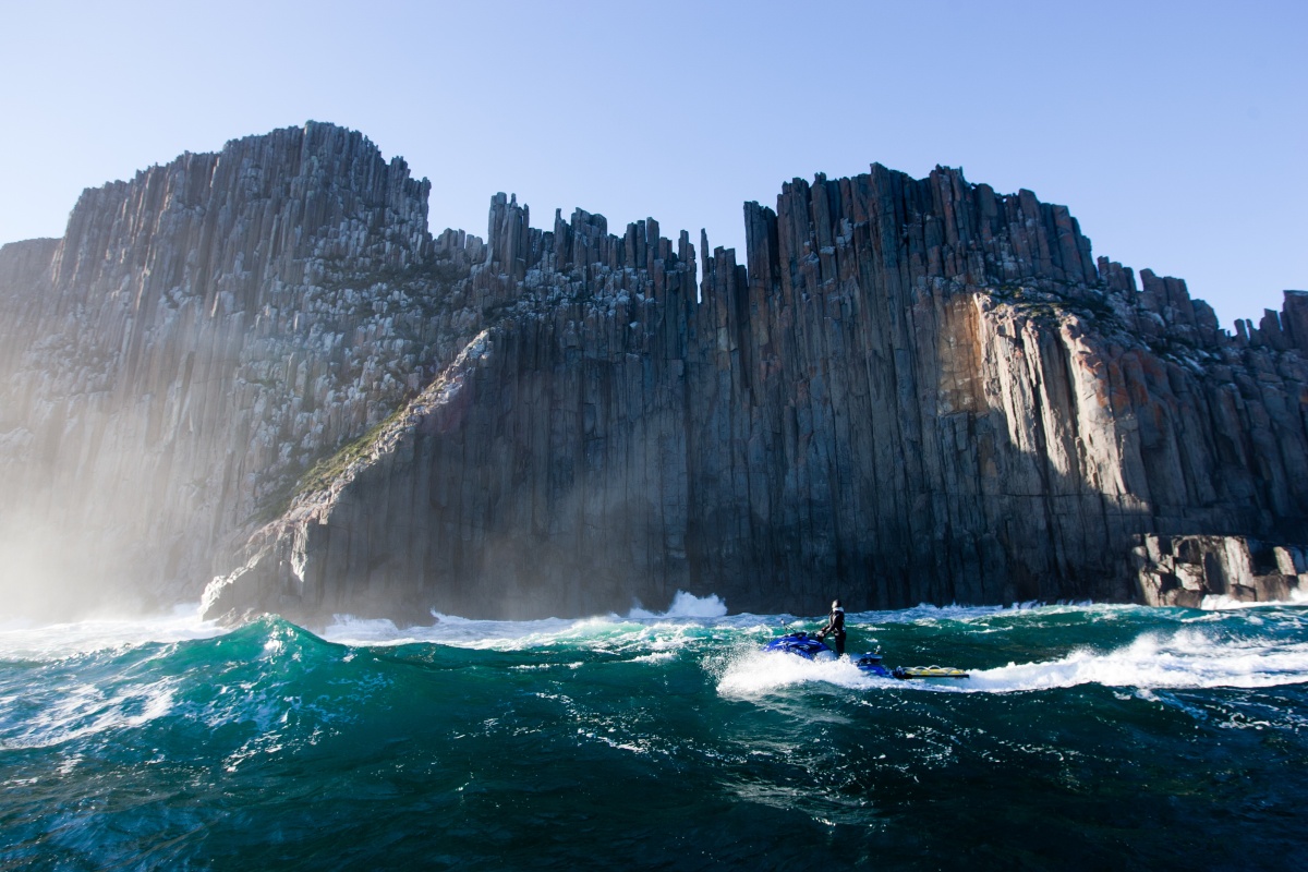 Кадры из Убойные серферы (2012)