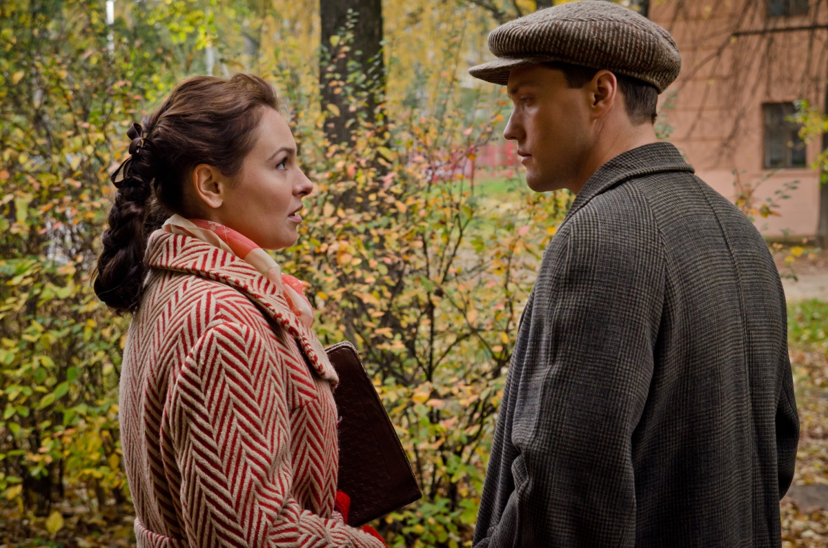 Кадры из Она не могла иначе (2013)