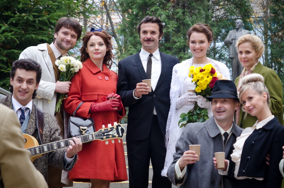 Кадры из Она не могла иначе (2013)