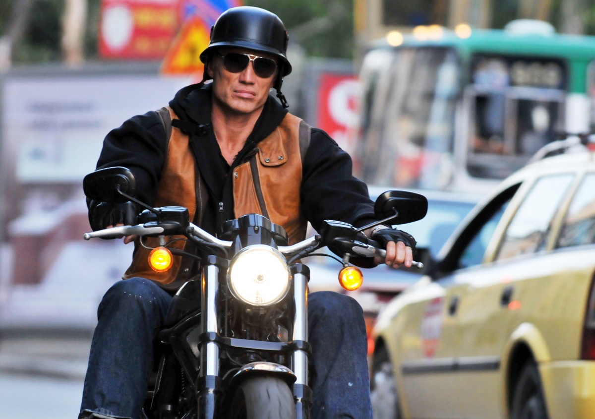 Кадры из Опасная гастроль (2009)