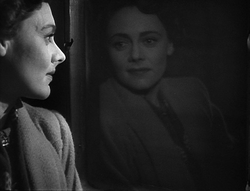 Кадры из Короткая встреча (1945)