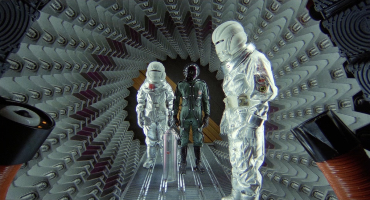 Кадры из Сатурн 3 (1980)