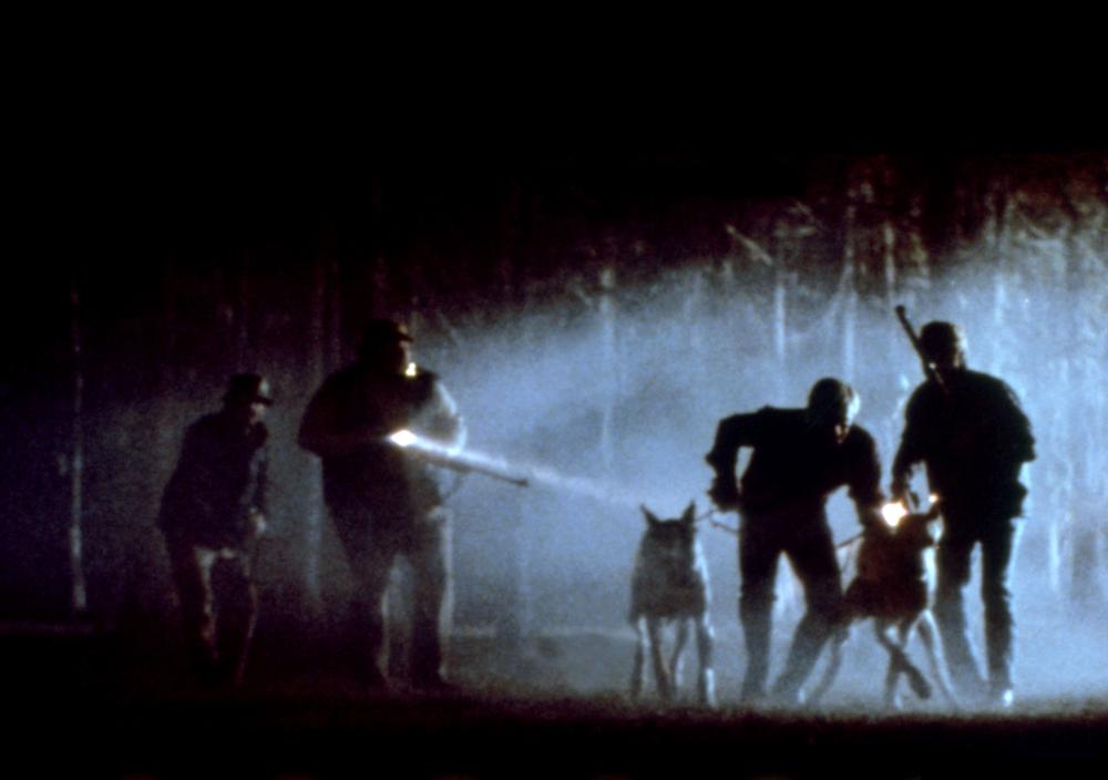 Кадры из Серебряная пуля (1985)