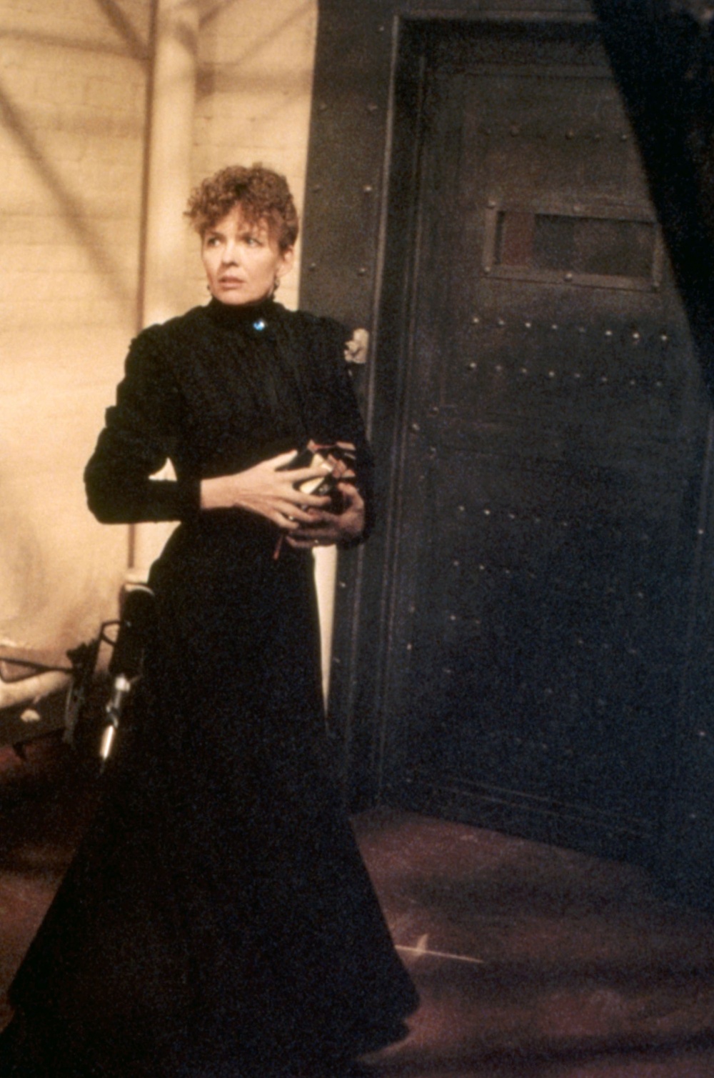 Кадры из Миссис Соффел (1984)