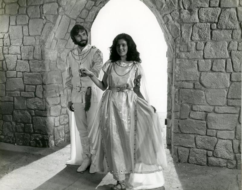 Серебряная пряжа Каролины (1985)