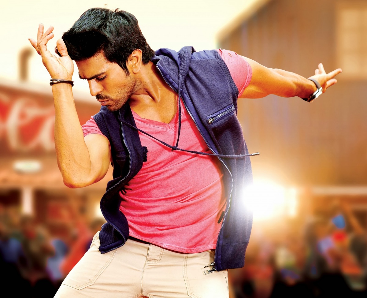 Кадры из Кто он? / Доброволец (2014)