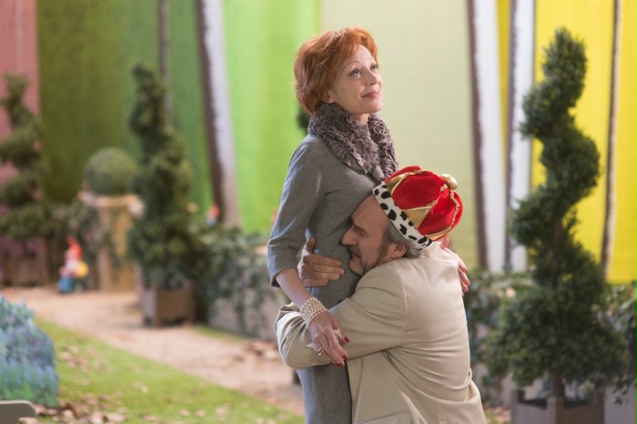 Кадры из Любить, пить и петь (2014)