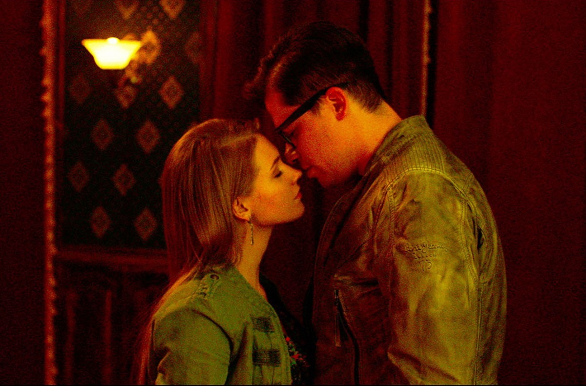 Кадры из Легок на помине (2014)