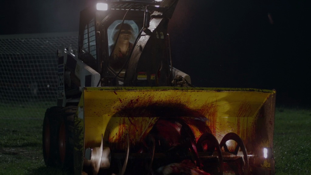 Кадры из Поворот не туда 5: Кровное родство (2012)