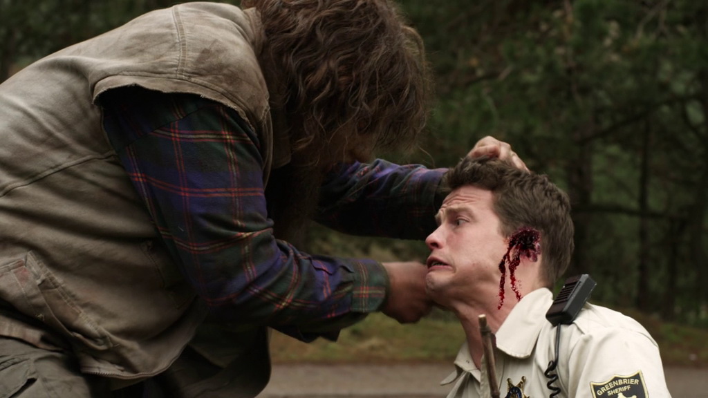 Кадры из Поворот не туда 5: Кровное родство (2012)