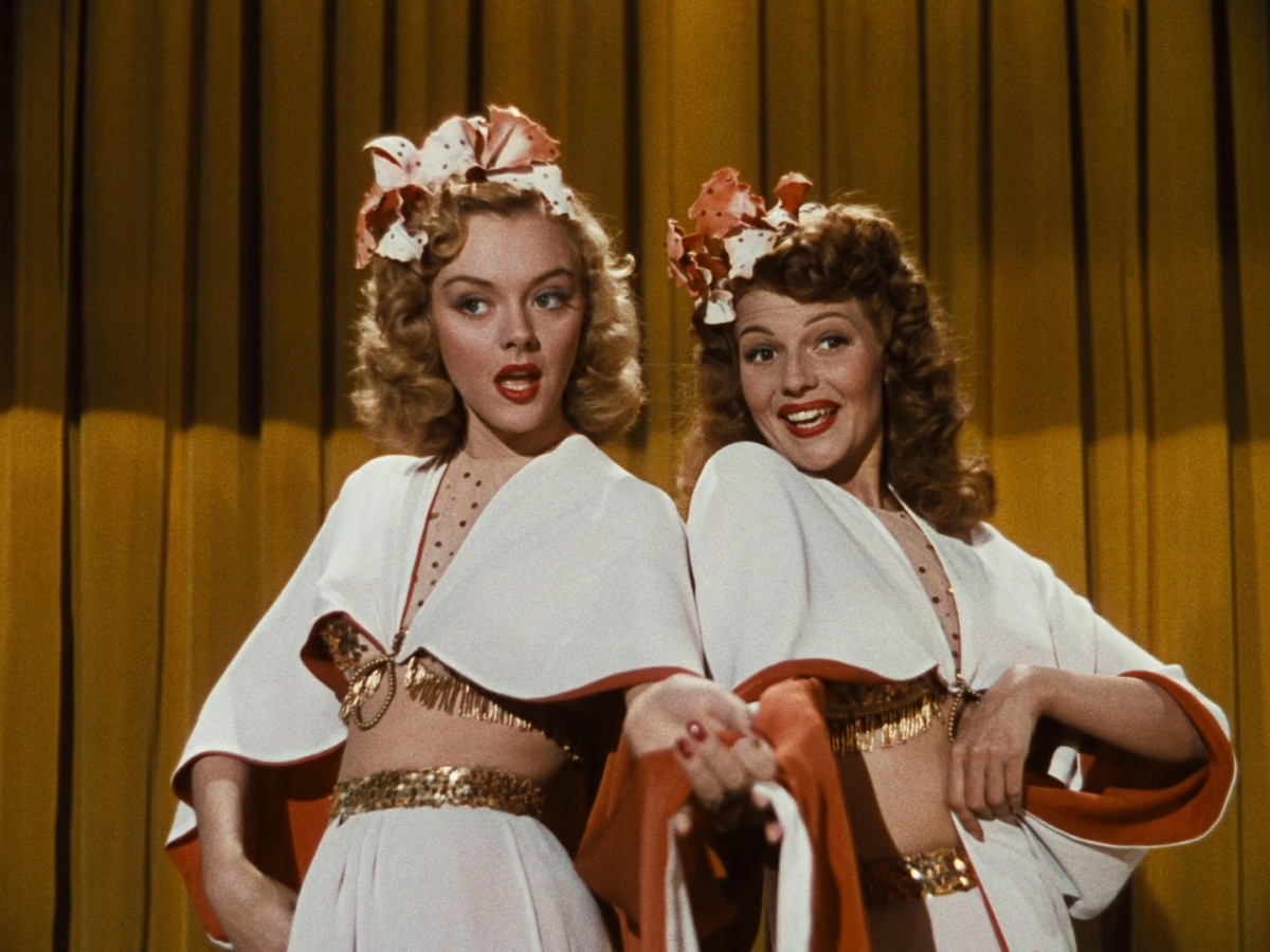 Кадры из Девушка с обложки (1944)