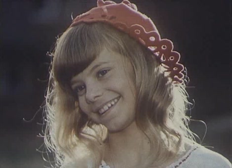 Кадры из Про Красную Шапочку (1977)