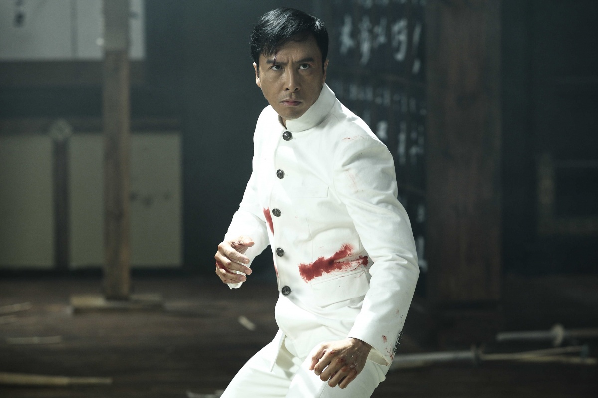 Кадры из Кулак легенды: Возвращение Чэнь Чжэня (2010)