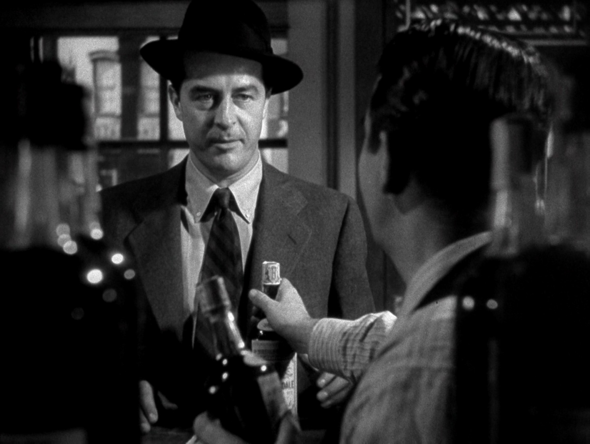 Кадры из Потерянный уик-энд (1945)