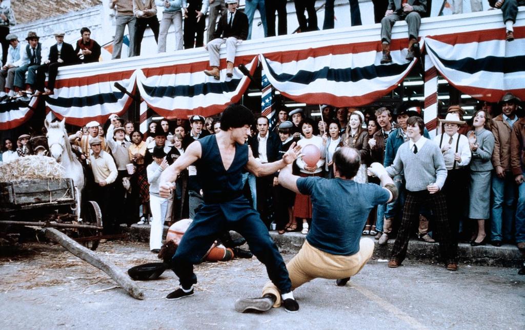 Кадры из Драка в Бэттл Крик (1980)